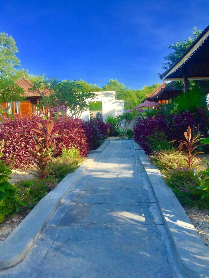 Puri Sari Mangrove Hotel Lembongan Exterior foto